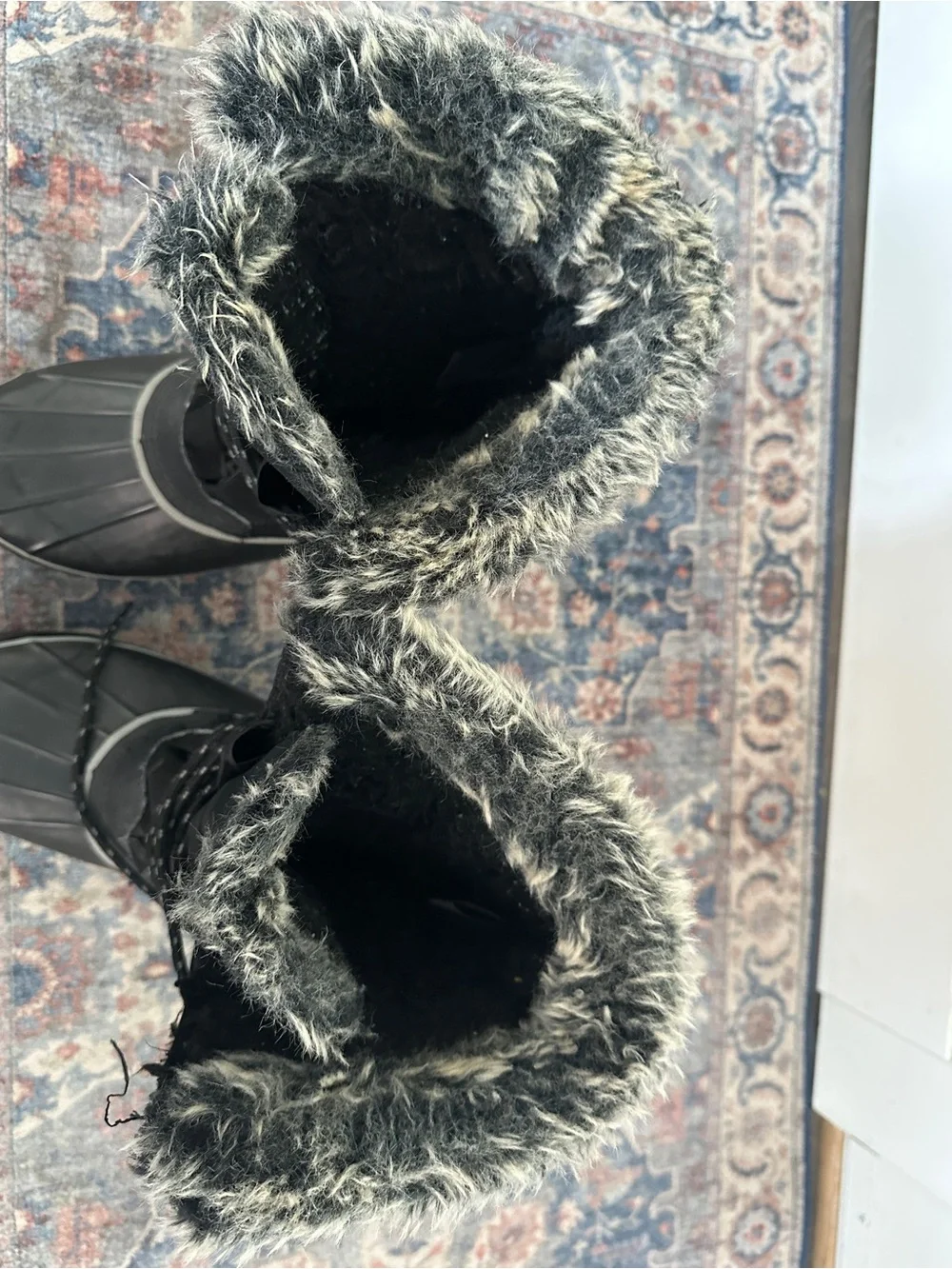 Khombu Black Faux Fur Lined Lace-Up Winter Boots